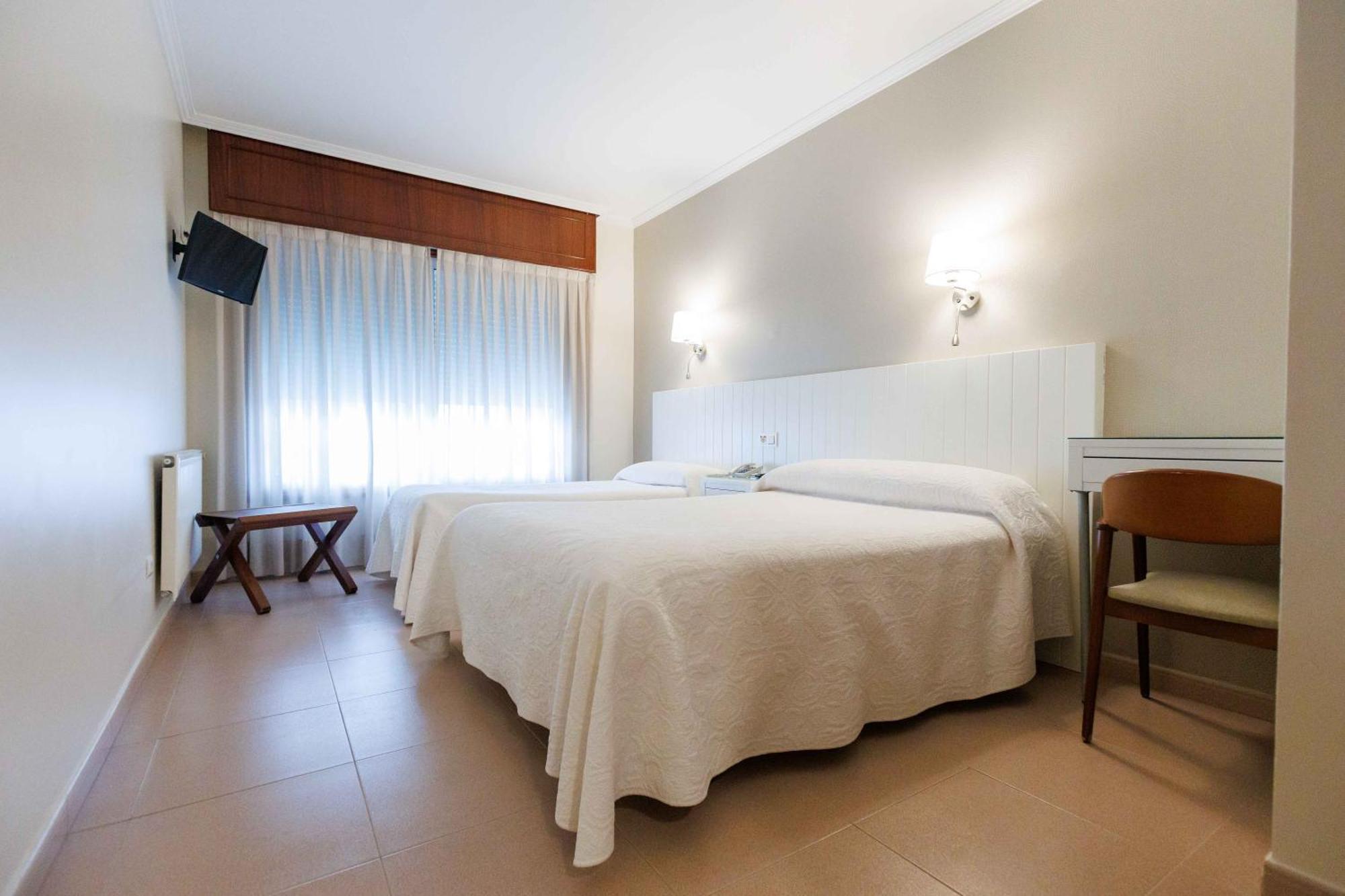 Hotel O Cruceiro カルダス・デ・レイス エクステリア 写真