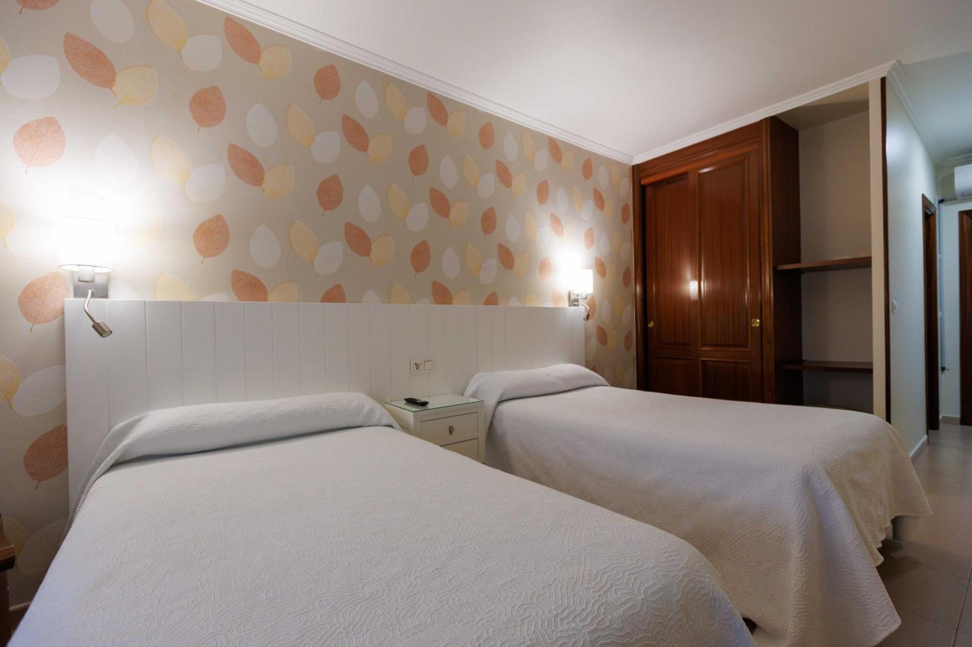 Hotel O Cruceiro カルダス・デ・レイス エクステリア 写真