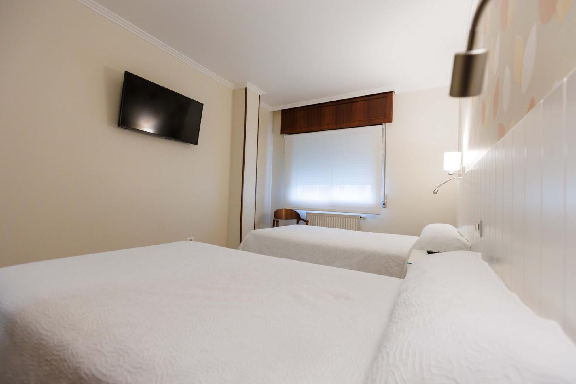 Hotel O Cruceiro カルダス・デ・レイス エクステリア 写真