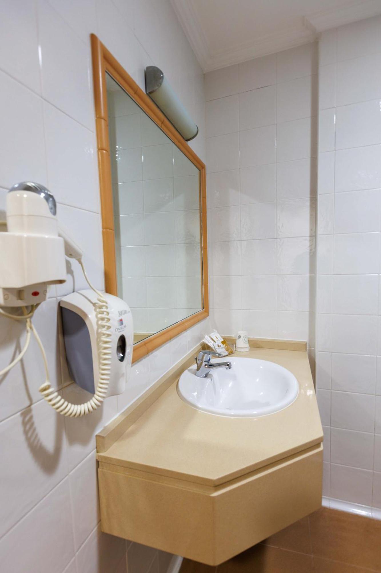 Hotel O Cruceiro カルダス・デ・レイス エクステリア 写真