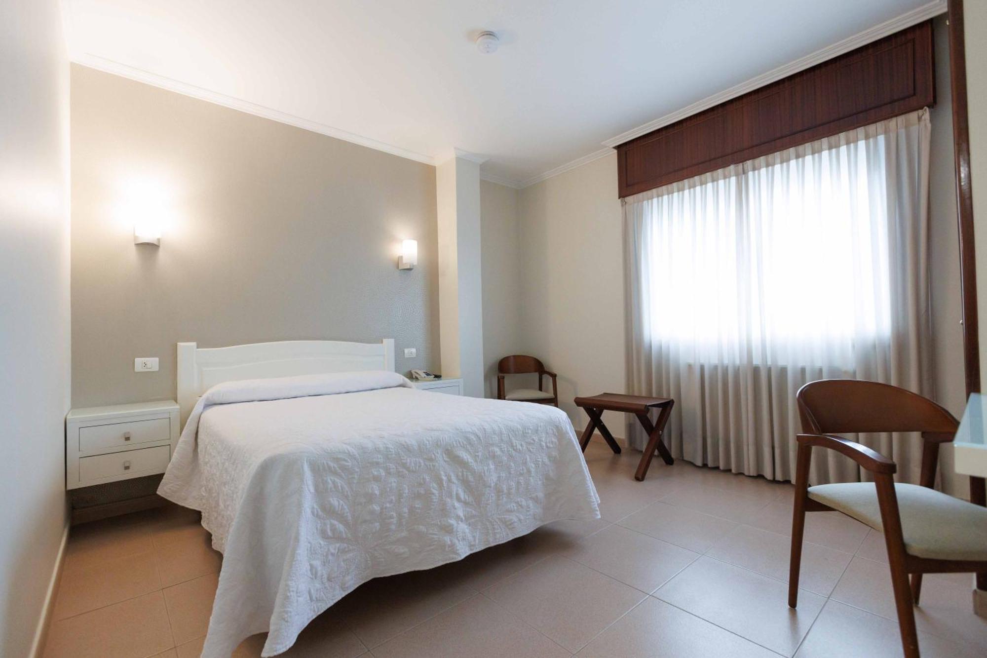 Hotel O Cruceiro カルダス・デ・レイス エクステリア 写真