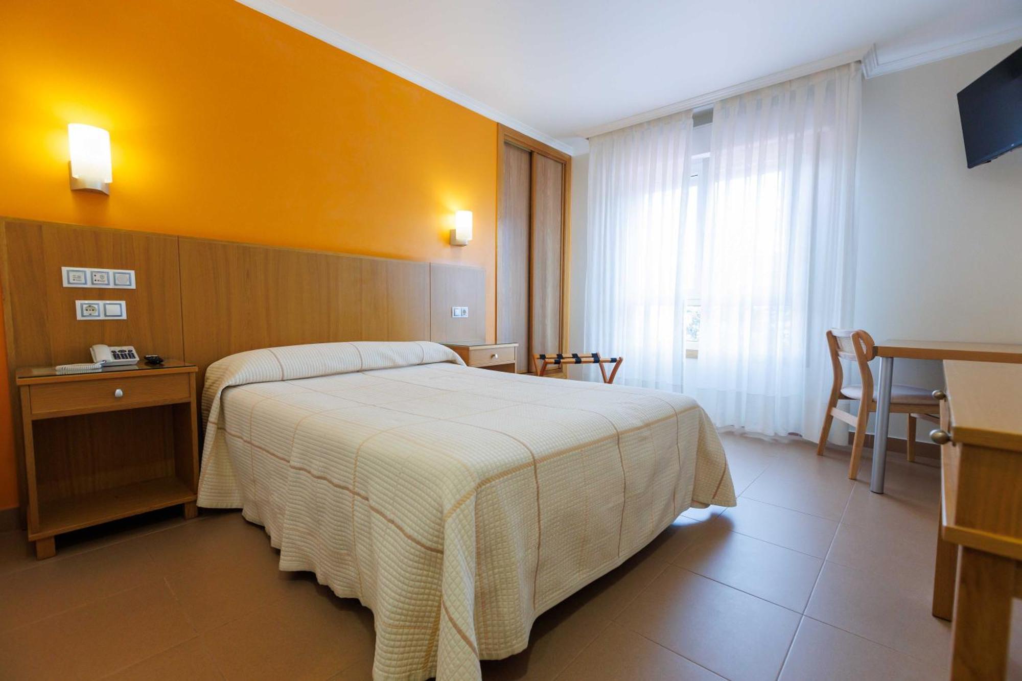 Hotel O Cruceiro カルダス・デ・レイス エクステリア 写真