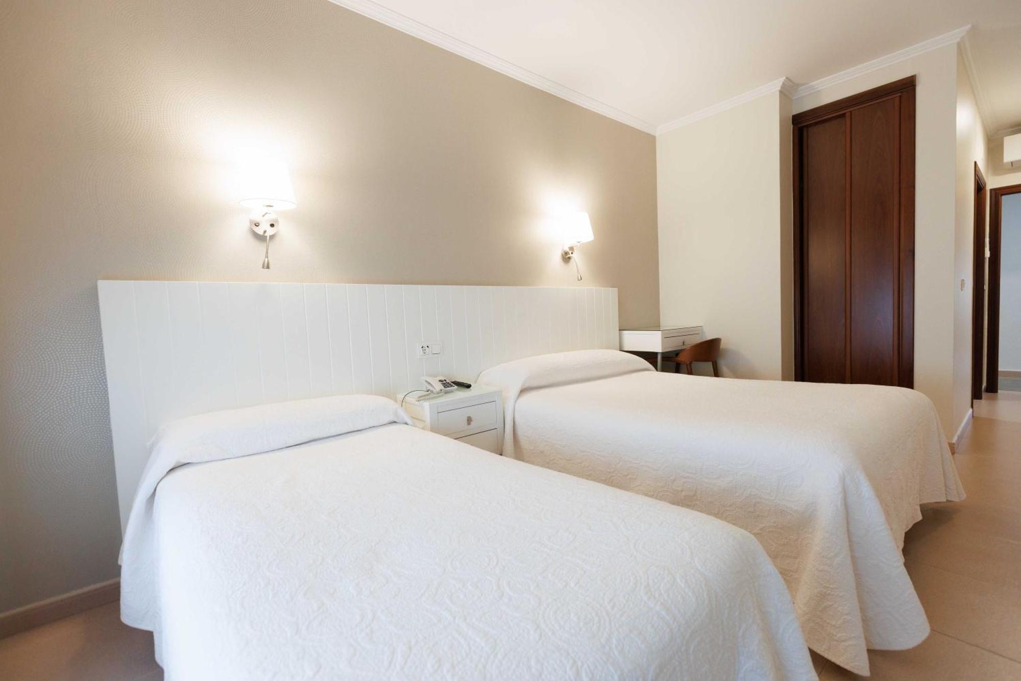 Hotel O Cruceiro カルダス・デ・レイス エクステリア 写真